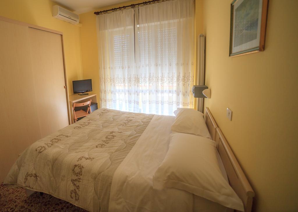 Hotel Il 9 Camaiore Kültér fotó